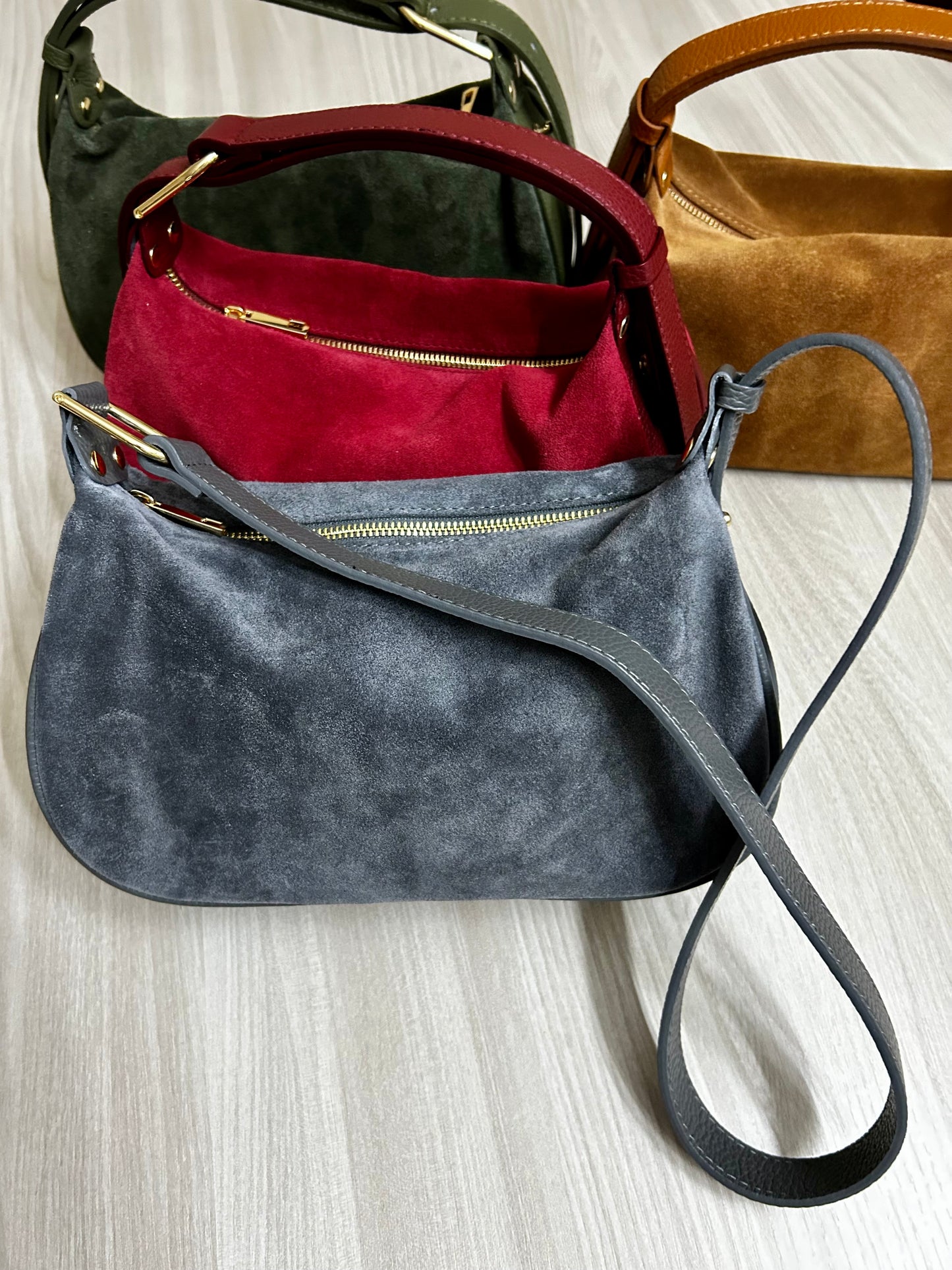 BORSA HOBO IN VERA PELLE CAMOSCIO CUOIO