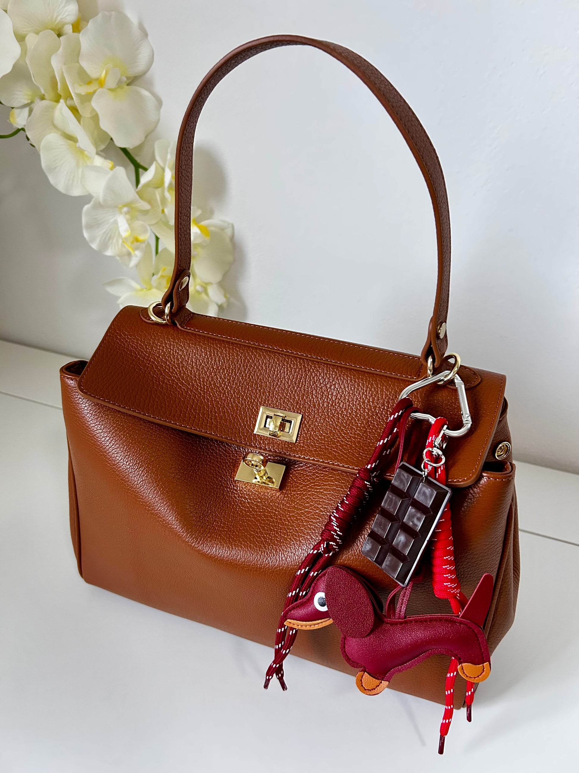KIM IN PELLE CUOIO con Charm