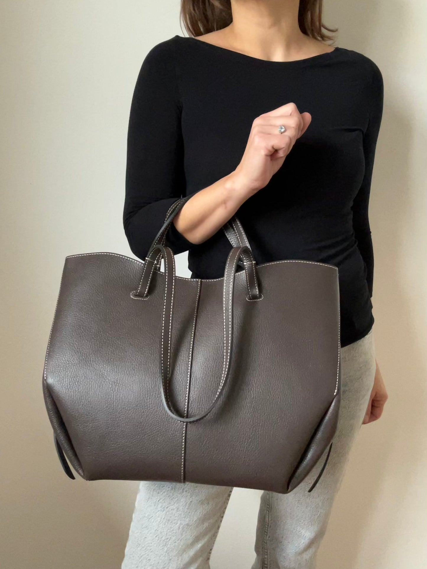 HELEN MAXI BAG-DARK BROWN