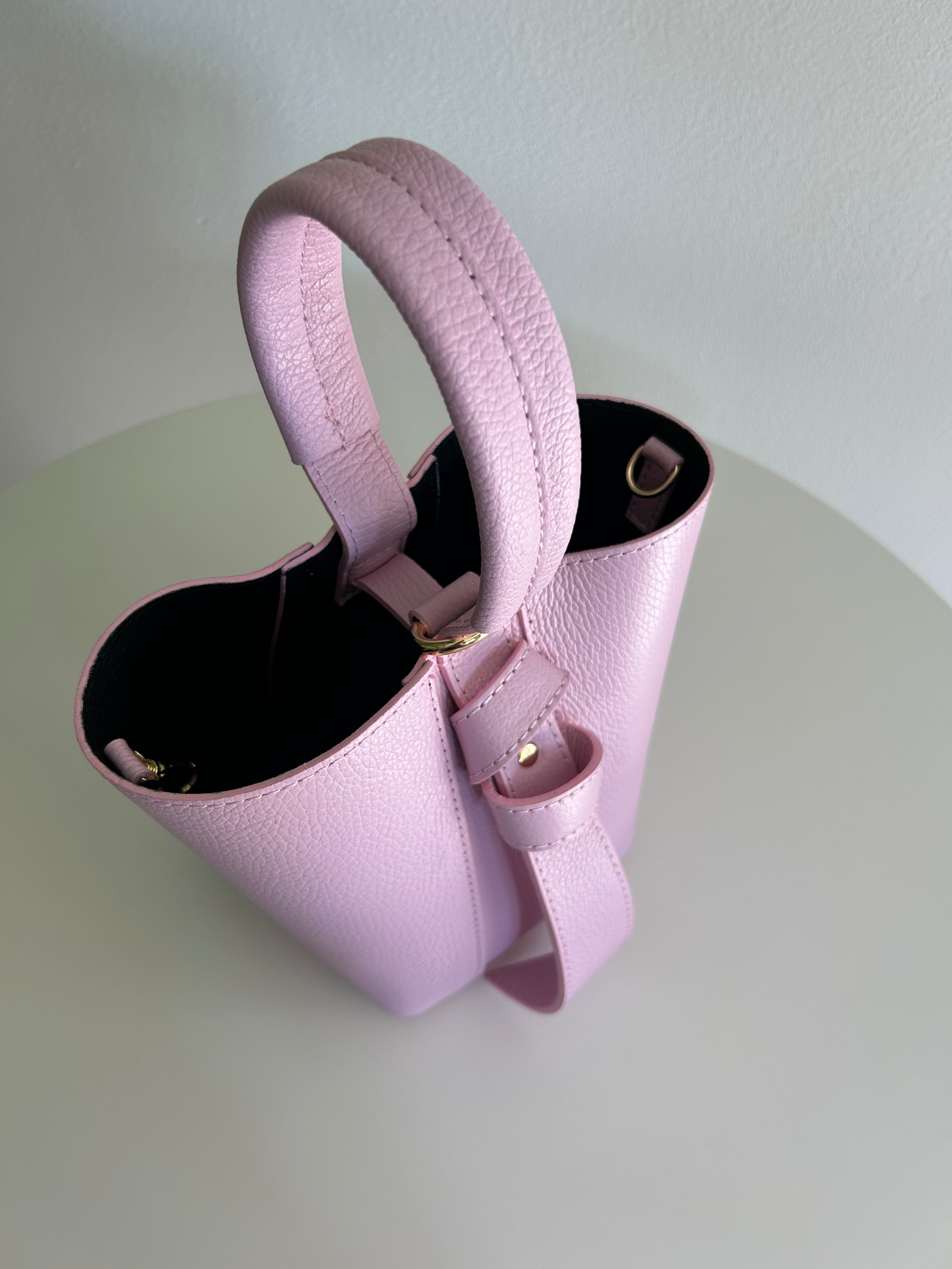 BORSA SECCHIELLO TWIST IN PELLE